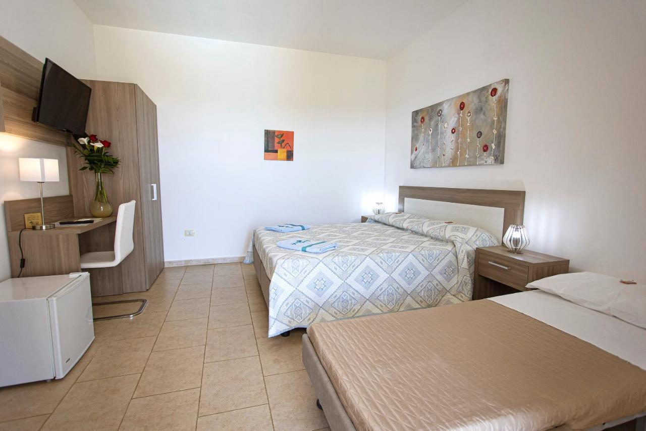 Aia Grande Bed & Breakfast Uggiano La Chiesa Exterior photo