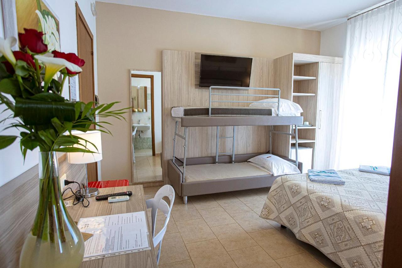 Aia Grande Bed & Breakfast Uggiano La Chiesa Exterior photo