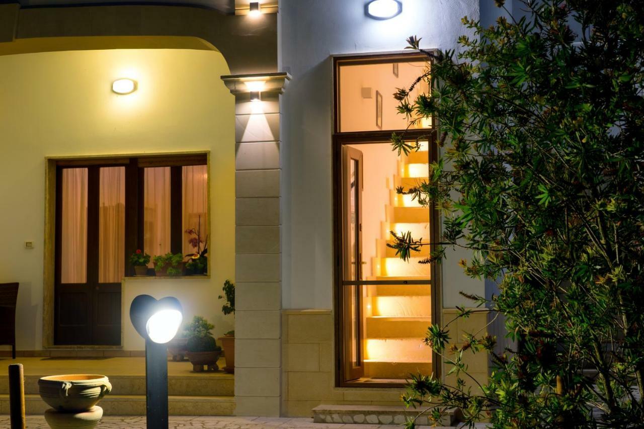 Aia Grande Bed & Breakfast Uggiano La Chiesa Exterior photo